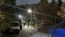 Συνελήφθησαν τρία μέλη σκληρής συμμορίας της τουρκικής μαφίας για τους πυροβολισμούς στη Νέα Μάκρη