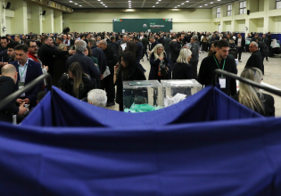 Η ακτινογραφία της Κεντρικής Επιτροπής του ΠΑΣΟΚ – Όλοι οι σταυροί και οι συσχετισμοί