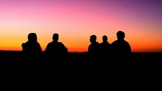 Άκρως Ζωδιακό: Τα Do’s και Don’ts στα ζώδια σήμερα [Κυριακή 0θ.03.2026]