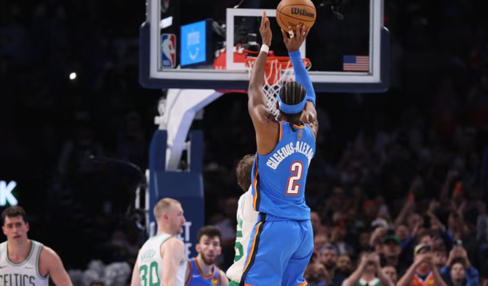 Ο Σάι Γκίλτζεους-Αλεξάντερ έσπασε ένα στοιχειωμένο ρεκόρ 63 ετών (pics, vids)