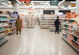 Πόλεμος: Το 57% των καταναλωτών δηλώνει ανήσυχο για τις εξελίξεις