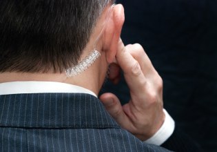 Ερώτηση ΕΟ ΚΚΕ για το εμπόριο και τη χρήση κατασκοπευτικών λογισμικών με βάση την «συγκάλυψη της κυβέρνησης»