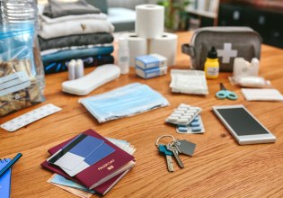 Τι πρέπει να περιλαμβάνει ένα σακίδιο έκτακτης ανάγκης – Το βίντεο του Ελληνικού Ερυθρού Σταυρού