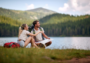 Πασχαλινή εκδρομή: Όλα όσα θα χρειαστείτε για την πιο όμορφη ανοιξιάτικη απόδραση