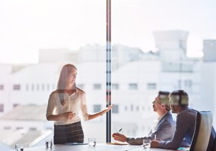 FAIR PAY: Καταρρίπτοντας τις έμφυλες μισθολογικές διακρίσεις για την επίτευξη διαφάνειας και ισότητας στις αμοιβές