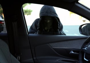 Τι πρέπει να κάνεις για να μην σου κλέψουν το ΙΧ – Συμβουλές της ΕΛ.ΑΣ. προς τους ιδιοκτήτες