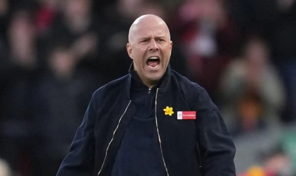 Σλοτ: «Ήταν το τέλειο παιχνίδι» – Τι είπε ο Ολλανδός ενόψει Παρί