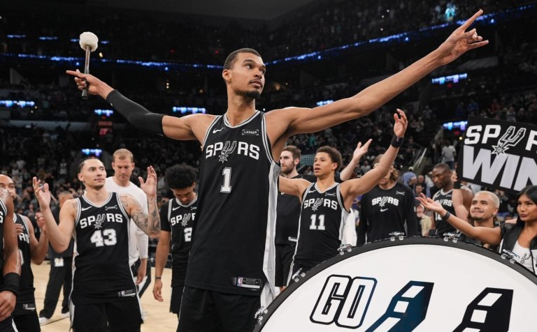 Νίκες για Σπερς και Γουόριορς – Τα αποτελέσματα του NBA