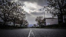 Καιρός: Άνοδος της θερμοκρασίας και τοπικές βροχές την Κυριακή