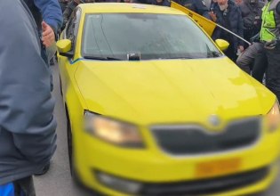 Απεργία ταξί: Στιγμές μεγάλης έντασης στο Σύνταγμα – Προπηλακισμός αυτοκινητιστή που δεν απεργούσε