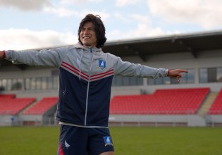 Από το πλατό του Ted Lasso στα γήπεδα των ΗΠΑ: Ο Κρίστο Φερνάντες ονειρεύεται να γίνει ποδοσφαιριστής στα 35 του