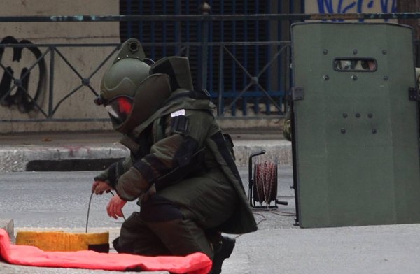 Χαλάνδρι: Το «ύποπτο» αντικείμενο στο ρωσικό προξενείο επρόκειτο για φαγητό