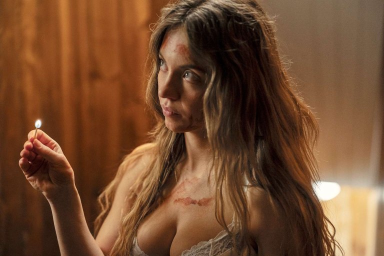 Σίντνεϊ Σουίνι – Κίρστεν Ντανστ: Η ξεχωριστή συνάντηση στο σίκουελ του «The Housemaid»