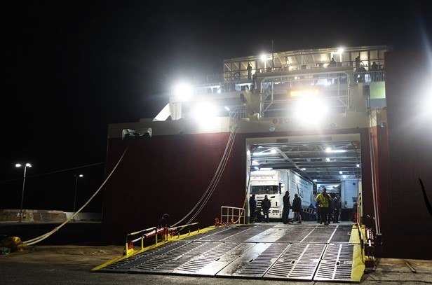 Ραφήνα: Εμπλοκή κάβου στην προπέλα του πλοίου «Θεολόγος» – Ταλαιπωρία για 673 επιβάτες