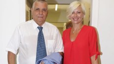 Ελεύθερη με περιοριστικούς όρους η χήρα του Τράγκα – Απολογήθηκε για ξέπλυμα και φοροδιαφυγή 13 εκατ. ευρώ