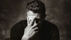 Χρήματα: Η έλλειψή τους «παίζει» με το μυαλό μας