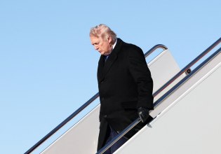 Η αμερικανική ηγεμονία αποσύρεται…