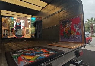 Τσαγκαράκης: Κατηγορείται για αρχαιοκαπηλία, πλαστογραφία και απάτη – Κατασχέθηκαν πίνακες, αμφορείς, εικόνες και 200.000 ευρώ