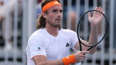 Εξαιρετικός Τσιτσιπάς νίκησε τον Ντε μινόρ και προκρίθηκε στον τρίτο γύρο του Miami Open