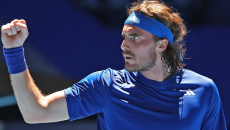 Ο Στέφανος Τσιτσιπάς… έγινε γήπεδο! (pics)