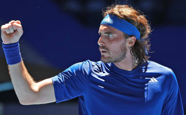 Ο Στέφανος Τσιτσιπάς… έγινε γήπεδο! (pics)