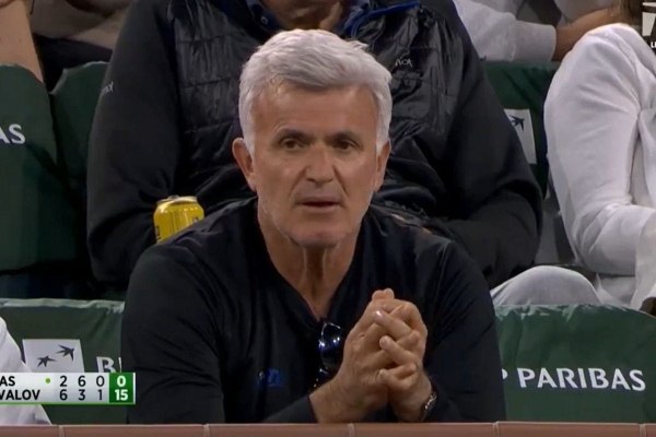 «Δεν ξέρεις τη δουλειά σου, αύριο θα σε αναφέρω» – Η ένταση που είχε ο Απόστολος Τσιτσιπάς με τον διαιτητή (vid)