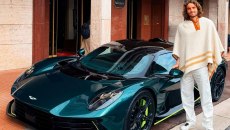 Το νέο συλλεκτικό αυτοκίνητο του Στέφανου Τσιτσιπά – Supercar αξίας 1 εκατ. ευρώ (pics+vids)