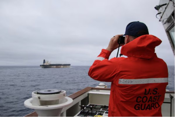 Ιράν: Οι ΗΠΑ επιτρέπουν για σχεδόν έναν μήνα τις πωλήσεις ρωσικού πετρελαίου