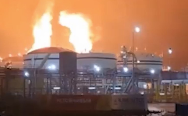 Ρωσία: Λιμάνι και ενεργειακές υποδομές έπληξαν οι ουκρανικές δυνάμεις