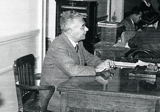 Ηλίας Βενέζης: Ο χρηστός, ο ακέραιος Τζάρτζανος