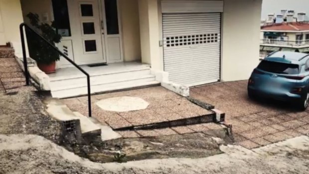 Βέροια: Απαντήσεις σε κάμερες ασφαλείας αναζητά η ΕΛ.ΑΣ. για τον ξυλοδαρμό της 24χρονης κοπέλας