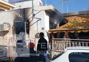 Βόλος: «Η μία γυναίκα βγήκε στην αυλή τυλιγμένη στις  φλόγες» – Χαροπαλεύει ο γιος της που προσπάθησε να σώσει μάνα και γιαγιά