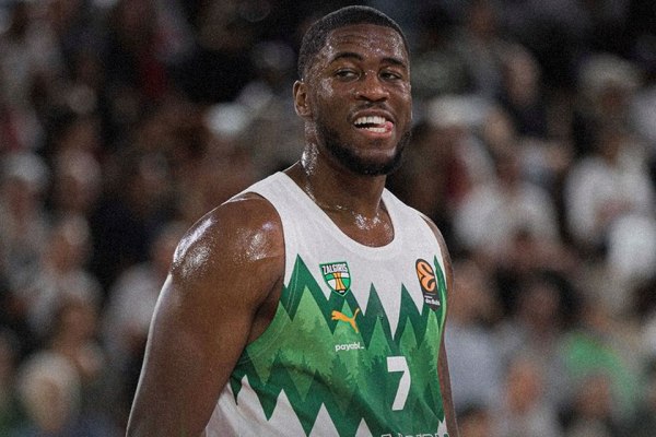 Η Μπαρτσελόνα ενδιαφέρεται έντονα για τον Μόουζες Ράιτ