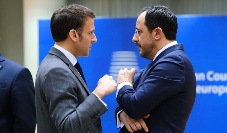 Κύπρος: Η Γαλλία στέλνει φρεγάτα και αντιπυραυλικά συστήματα