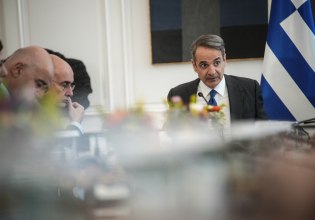 Μόλις 40 ευρώ η αύξηση στον κατώτατο μισθό – Σταγόνα στον ωκεανό απέναντι στο τσουνάμι ακρίβειας