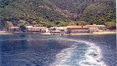 Άγιον Όρος: Όχημα έπεσε στη θάλασσα στο λιμάνι της Δάφνης