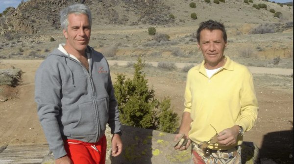 Η στρατολόγηση μοντέλων για τον Έπσταϊν: Νέες μαρτυρίες από τη Βραζιλία φωτίζουν το δίκτυο του Μπρουνέλ