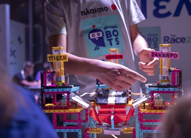 Plaisiobots: The Race 4.0 – Το διεθνές «διαβατήριο» της ελληνικής νεανικής καινοτομίας