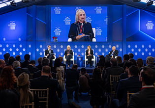 Η Ιουλία Τσέτη στο Delphi Forum XI: «Η βιωσιμότητα είναι συνέχεια και συνέπεια – Οι εργαζόμενοι σύμμαχοί μας»