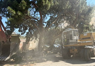 Δήμος Παλαιού Φαλήρου: «Κατεδάφιση αυθαίρετων κτισμάτων στο Ρέμα της Πικροδάφνης»