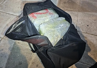 Κύκλωμα διακινούσε ναρκωτικά στο κέντρο της Αθήνας – Κατασχέθηκαν 164 κιλά κάνναβης