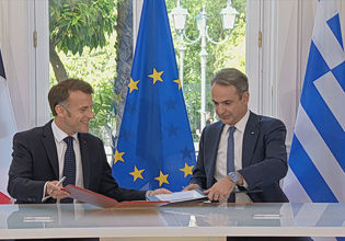 Εννέα συμφωνίες υπέγραψαν Μητσοτάκης και Μακρόν – Τι περιλαμβάνουν