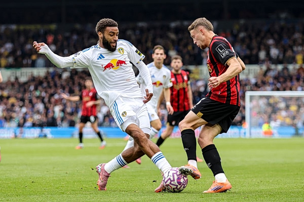 LIVE: Μπόρνμουθ – Λιντς