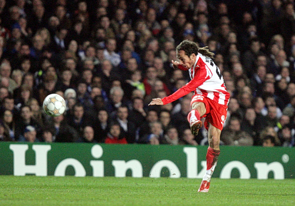 Πρώην παίκτης του Ολυμπιακού κάνει καριέρα στο YouTube!