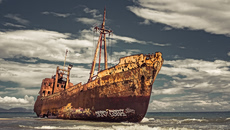 Γύθειο: Το τέλος ενός ιστορικού τοπόσημου – Καταρρέει το εμβληματικό ναυάγιο «Δημήτριος»