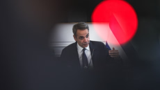 Δημοσκόπηση: Η κρίση νομιμοποίησης οδηγεί σε κατάρρευση τα ποσοστά της ΝΔ