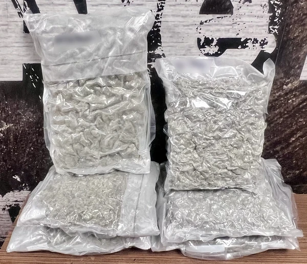 Έκαναν ταχυδρομικές παραγγελίες ναρκωτικών από το εξωτερικό – Συνελήφθησαν 45χρονος και ένας ανήλικος