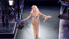 Άννα Βίσση: Sold out η συναυλία στο ΟΑΚΑ – 20.000 νέα εισιτήρια