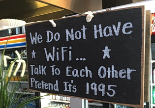 Πώς η Gen Z ηγείται του κινήματος της ψηφιακής αποτοξίνωσης