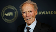 Κλιντ Ίστγουντ: Πώς περνά τις μέρες του ένα «σκαλί» πριν τα 96;